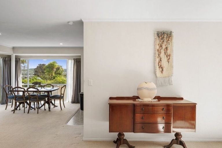 Photo of property in 2/76 Rokino Road, Hilltop, Taupo, 3330