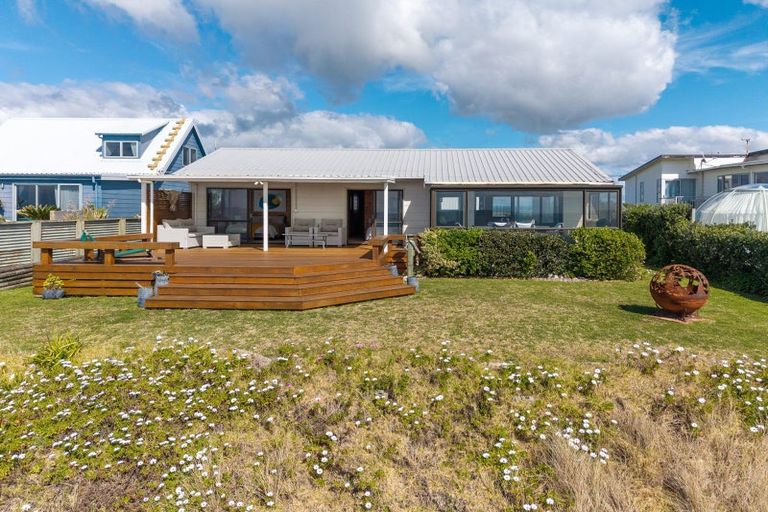 Photo of property in 171 Pukehina Parade, Pukehina, 3189
