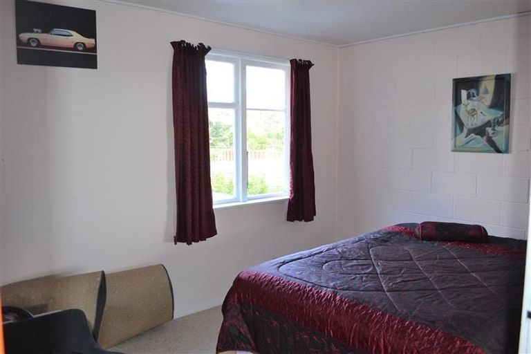 Photo of property in 60a Montreal Grove, Kingston, Wellington, 6021