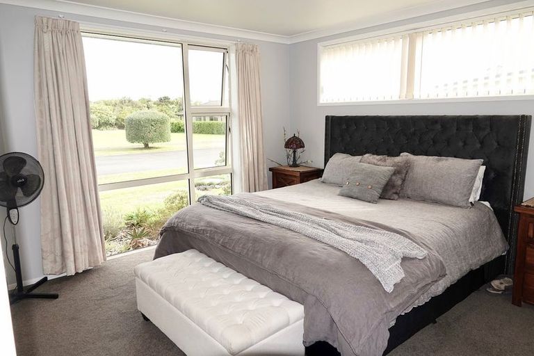 Photo of property in 10 Park Avenue, Mangawhai Heads, Mangawhai, 0505