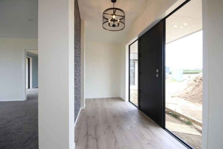 Photo of property in 9 Pegasus Place, Seaward Bush, Invercargill, 9812