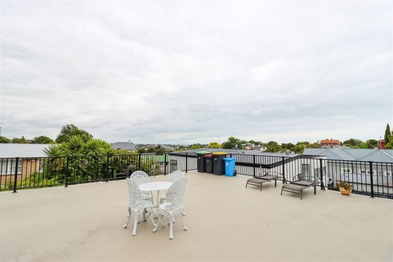 Photo of property in 2/91 Wai-iti Road, Highfield, Timaru, 7910