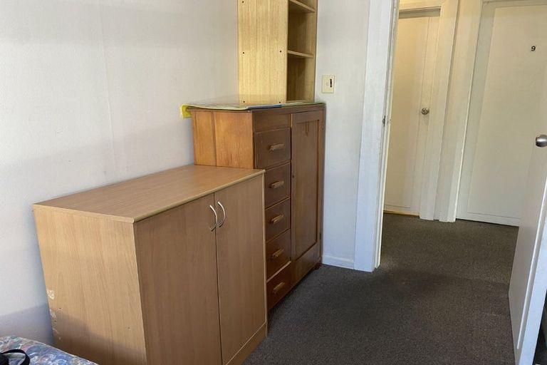 Photo of property in 35 Bay Street, Petone, Lower Hutt, 5012