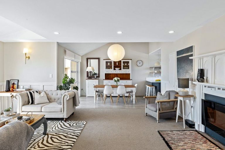 Photo of property in 3/6 Brown Street, Manly, Whangaparaoa, 0930