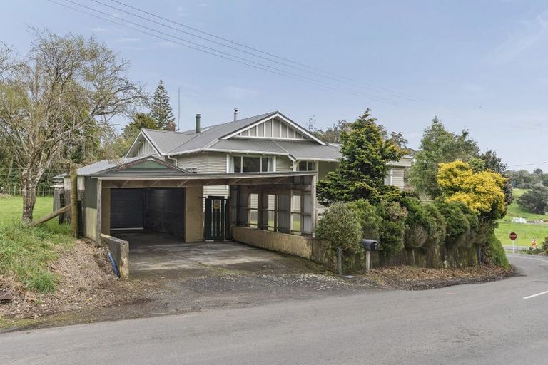 Photo of property in 8 Hydro Road, Burgess Park, New Plymouth, 4371