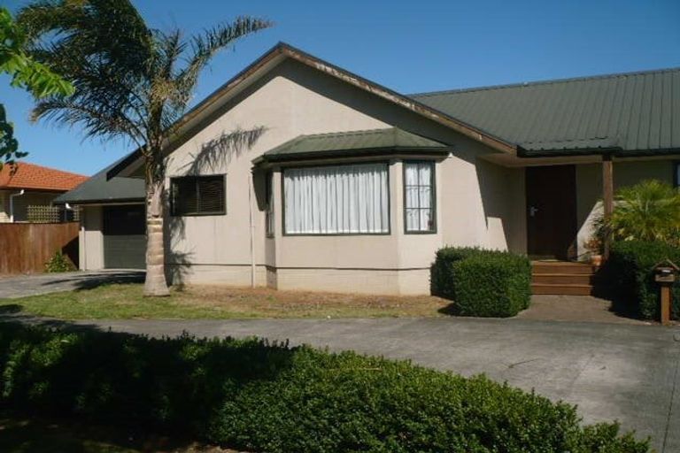 Photo of property in 26 Cloverlea Place, Pukekohe, 2120