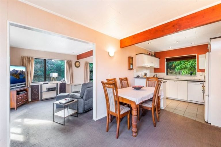 Photo of property in 122 Endeavour Avenue, Flagstaff, Hamilton, 3210