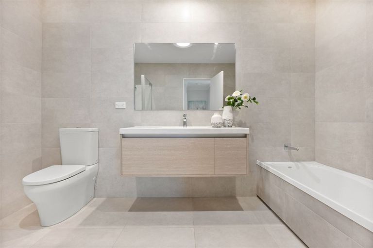 Photo of property in 108 Matairangi Avenue, Totara Heights, Auckland, 2105