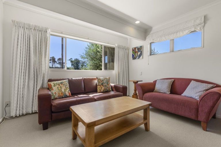 Photo of property in 61 Raurenga Avenue, Royal Oak, Auckland, 1023