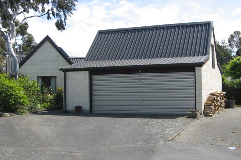 Photo of property in 12 Bankview Place, Amberley, 7410