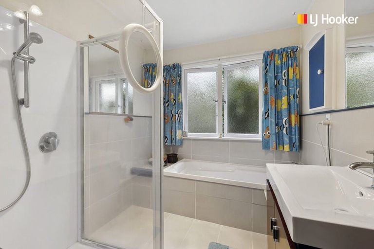 Photo of property in 5 Broomlea Street, Wakari, Dunedin, 9010