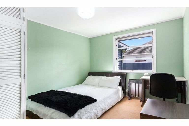 Photo of property in 44 Ebdentown Street, Ebdentown, Upper Hutt, 5018