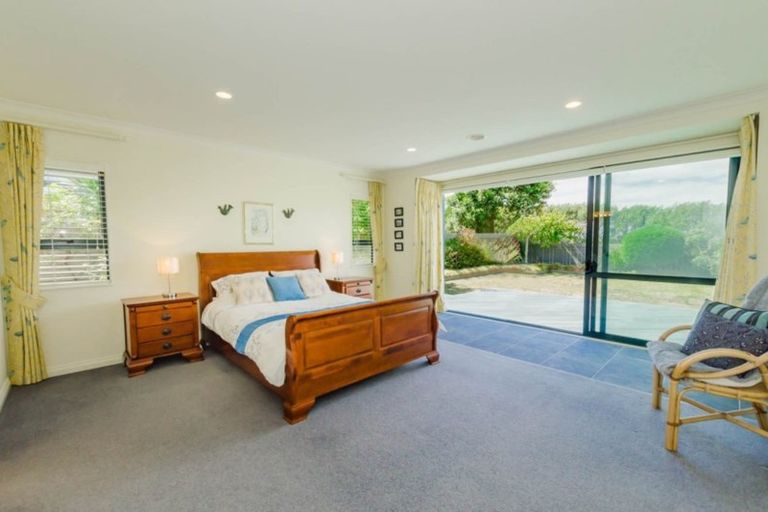 Photo of property in 6 Avion Terrace, Raumati Beach, Paraparaumu, 5032