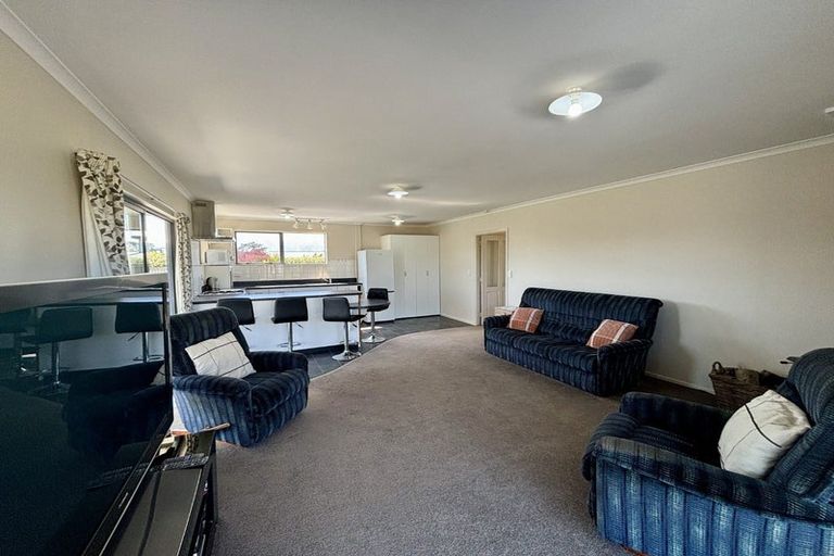 Photo of property in 60 Duncan Street, Ward, Seddon, 7285