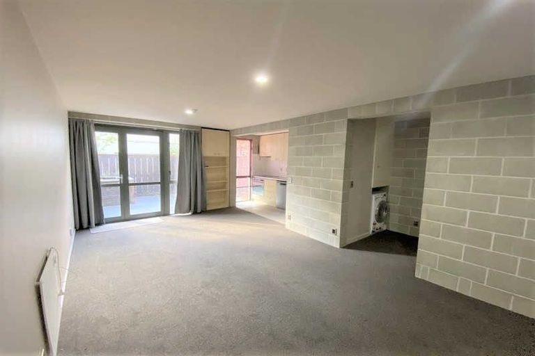 Photo of property in 4/868 Colombo Street, Christchurch Central, Christchurch, 8013