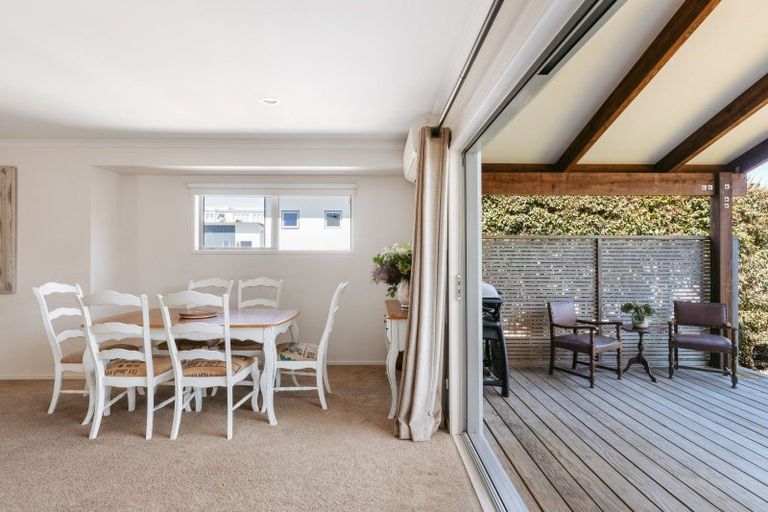Photo of property in 25 Grove Avenue, Mount Maunganui, 3116