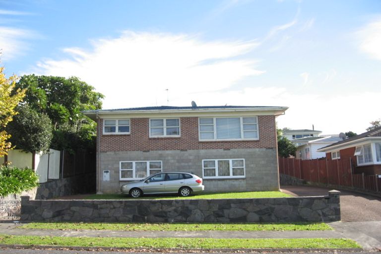Photo of property in 12 Megan Avenue, Pakuranga Heights, Auckland, 2010