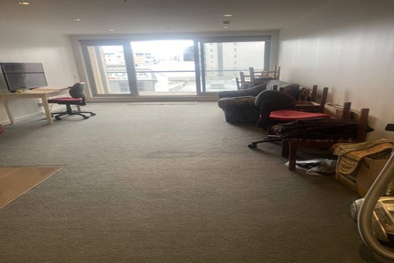 Photo of property in Monument Apartments, 3d/245 Wakefield Street, Te Aro, Wellington, 6011