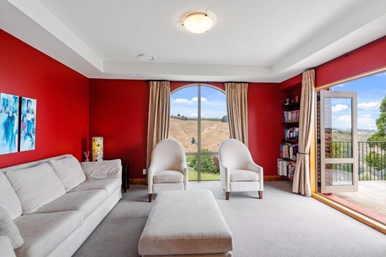 Photo of property in 17 Westview Place, Huntsbury, Christchurch, 8022