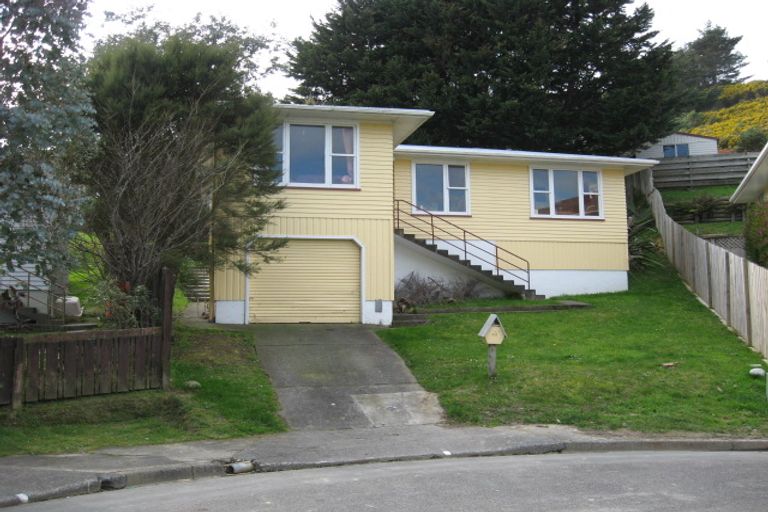 Photo of property in 9 Aporoa Grove, Wainuiomata, Lower Hutt, 5014