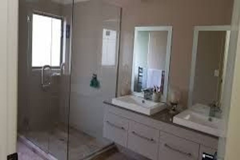 Photo of property in 206 Broomfields Road, Whitford, Howick, 2571