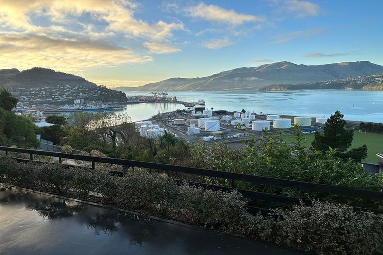 Photo of property in 68 Cressy Terrace, Lyttelton, 8082