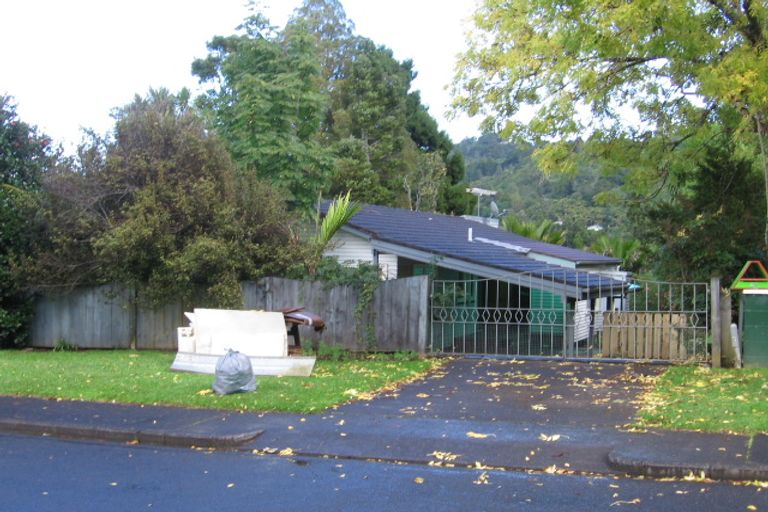 Photo of property in 21 Rimutaka Place, Titirangi, Auckland, 0604