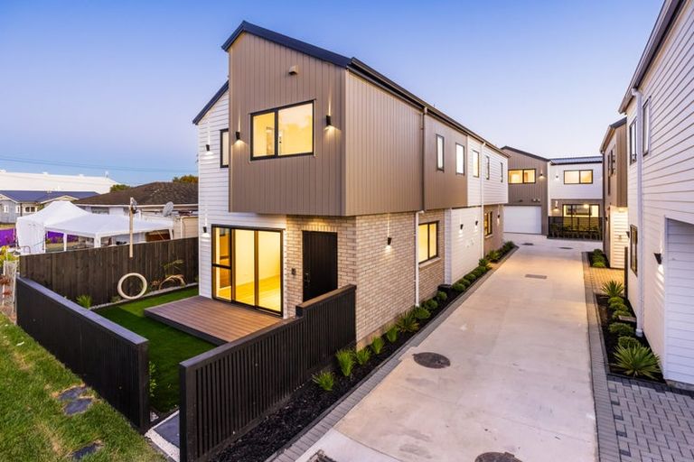 Photo of property in 7/4 Bingara Place, Favona, Auckland, 2024