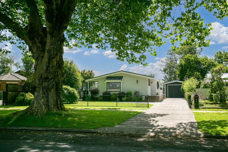 Photo of property in 109 Hall Street, Cambridge, 3434