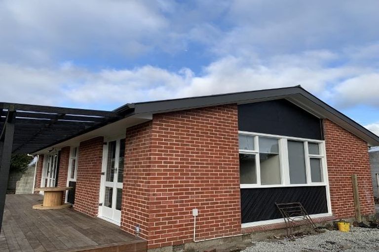 Photo of property in 38 Craven Street, Sockburn, Christchurch, 8042