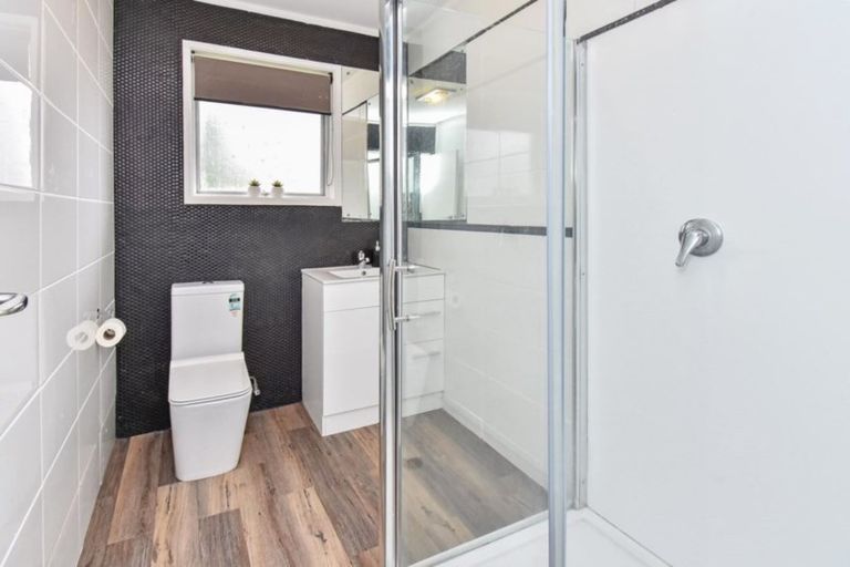 Photo of property in 2/14 Bendale Place, Papatoetoe, Auckland, 2025