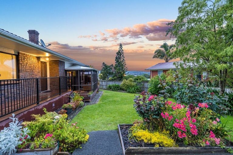 Photo of property in 59a View Road, Henderson, Auckland, 0612