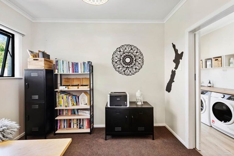 Photo of property in 285 Wellington Street, Pukekohe, 2120