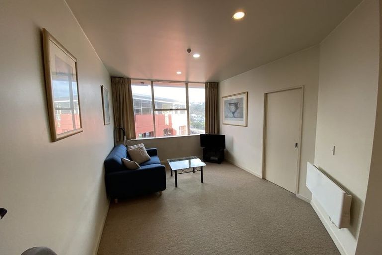 Photo of property in Terrace Tower Apartments, 12c/126 The Terrace, Wellington Central, Wellington, 6011