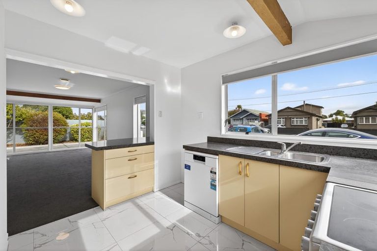 Photo of property in 1/470 Hereford Street, Linwood, Christchurch, 8011