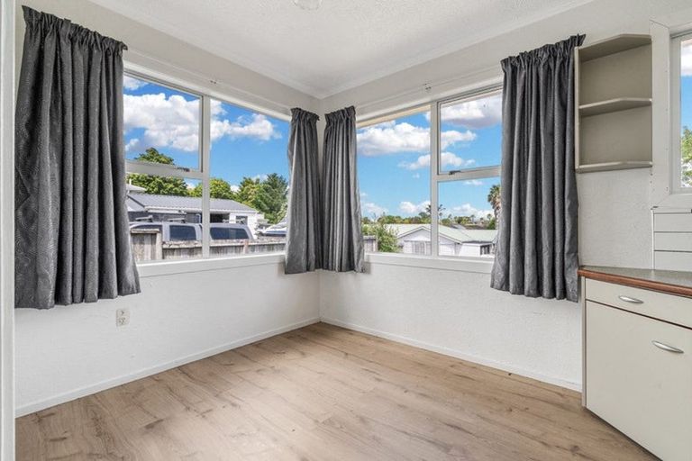 Photo of property in 17 France Street, Waiuku, 2123
