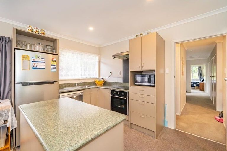 Photo of property in 77 Karaka Street, Wainuiomata, Lower Hutt, 5014