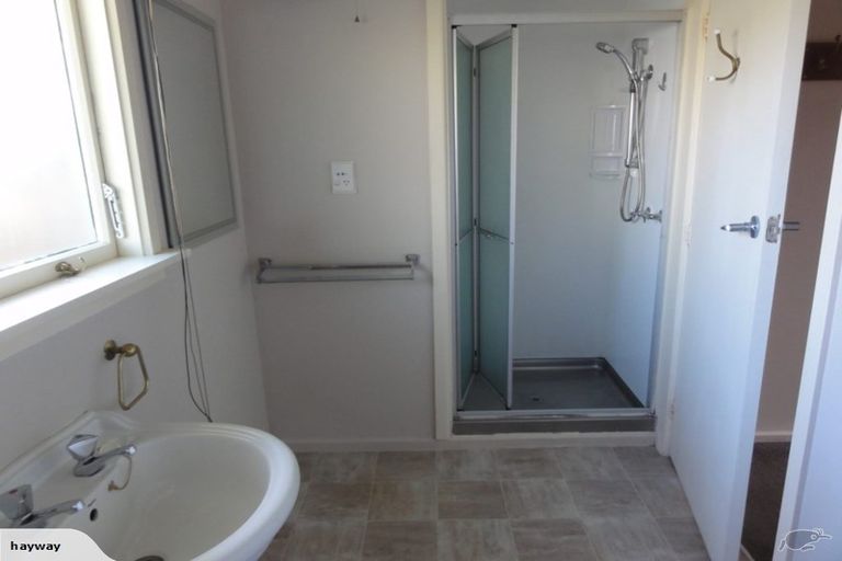 Photo of property in 21 Egmont Place, Bishopdale, Christchurch, 8051