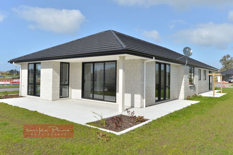 Photo of property in 1 Digby Place, Waipu, 0510