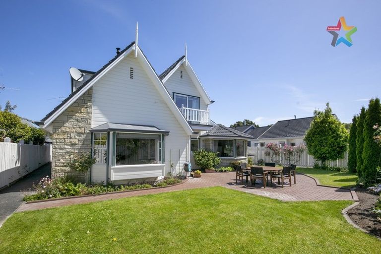 Photo of property in 79 Queens Grove, Hutt Central, Lower Hutt, 5010