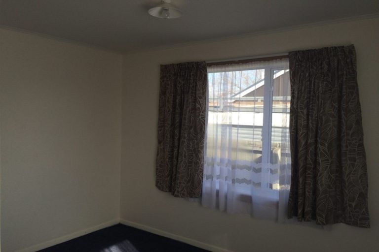 Photo of property in 3 Twynham Place, Aranui, Christchurch, 8061