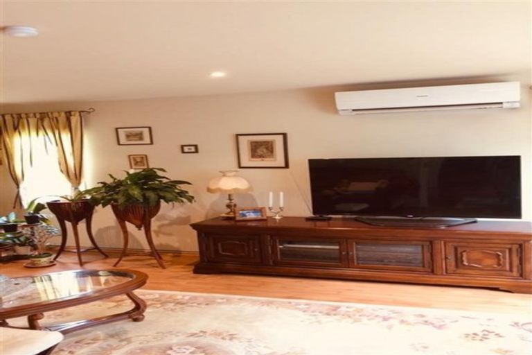 Photo of property in 3 Skyedale Drive, Harewood, Christchurch, 8051