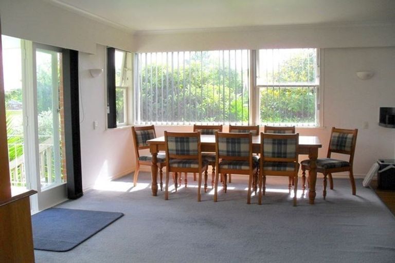 Photo of property in 32 Kensington Place, Fairfield, Hamilton, 3214