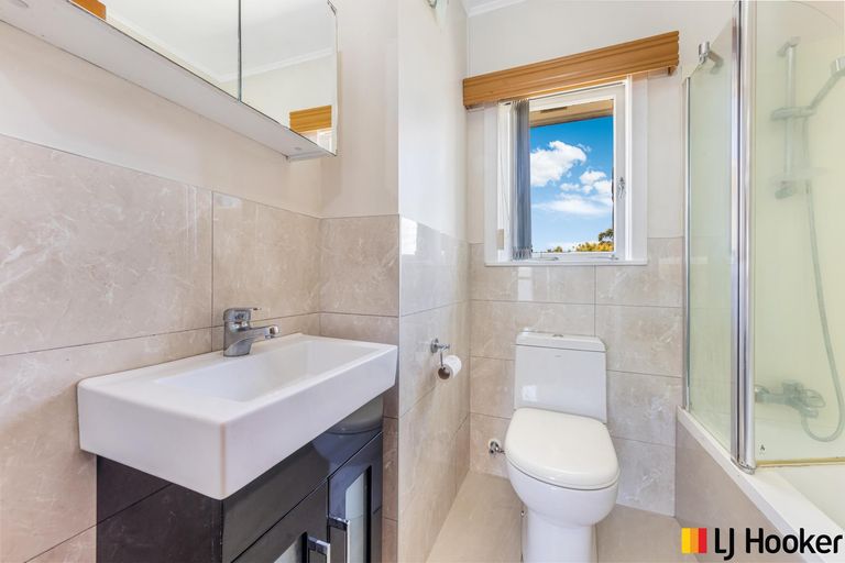 Photo of property in 61 Halver Road, Hillpark, Auckland, 2102