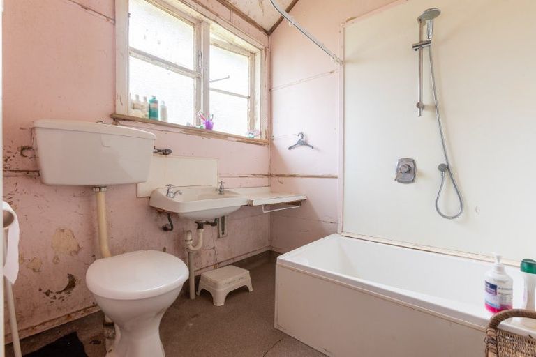 Photo of property in 38 Cole Street, Dannevirke, 4930