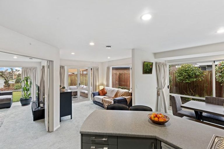 Photo of property in 11 Jadewynn Place, Halswell, Christchurch, 8025