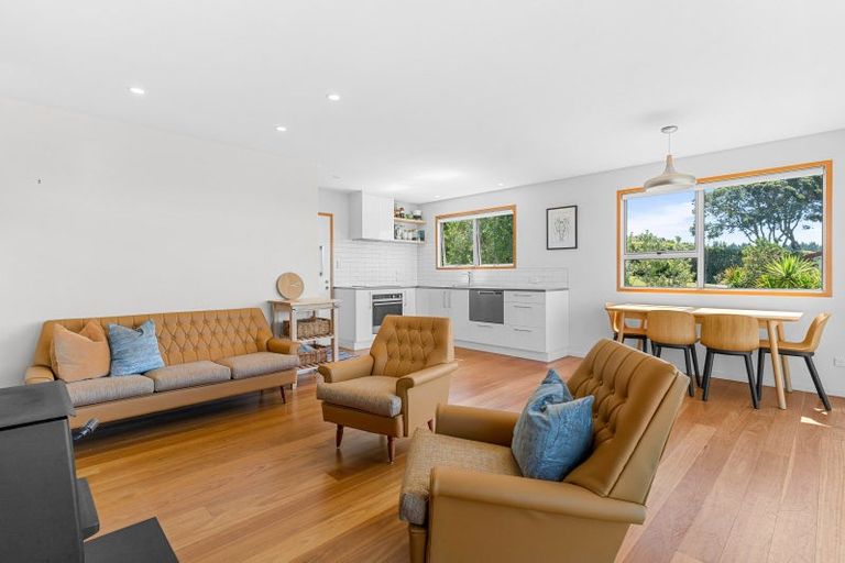 Photo of property in 25 Saint Anne Road, Waipu, 0582