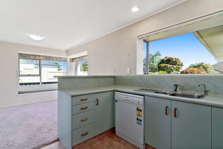 Photo of property in 10a Holland Street, Glenholme, Rotorua, 3010