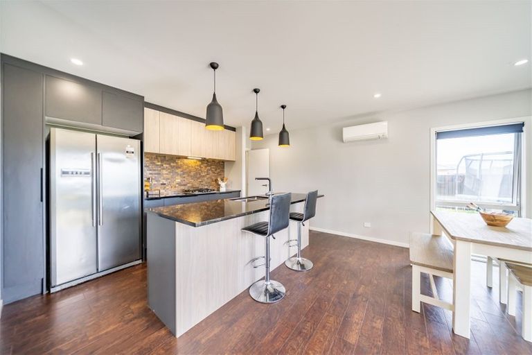 Photo of property in 15 Hopkirk Avenue, Wallaceville, Upper Hutt, 5018