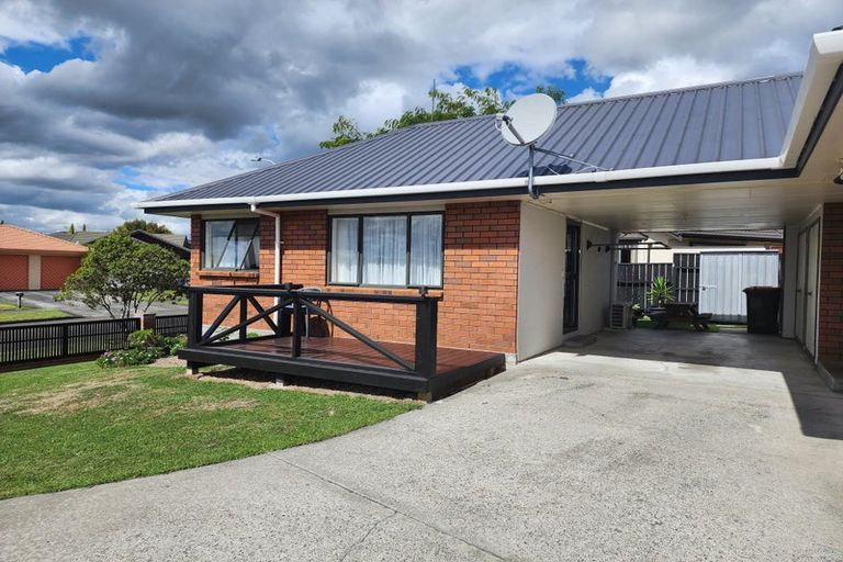 Photo of property in 29 Greenwood Place, Fitzherbert, Palmerston North, 4410